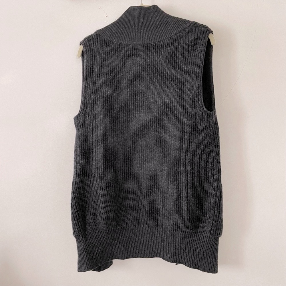 DEMYLEE Wool Cashmere Sweater Vest Cardigan with Leather Buttons - Picture 12 of 12